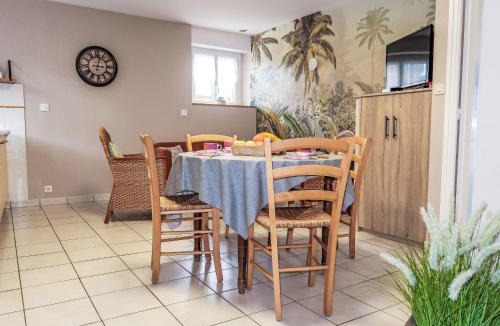 Plouhinec House | Holiday Home Houat by Interhome