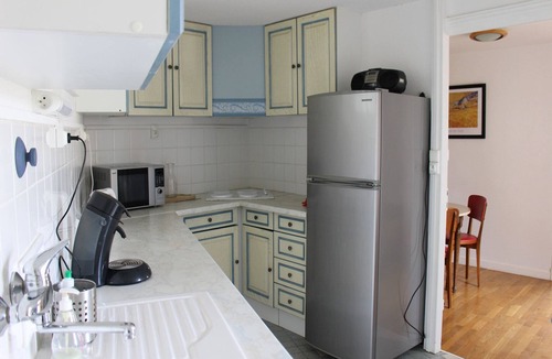 Herisson House | Holiday Home in Hérisson near Lake