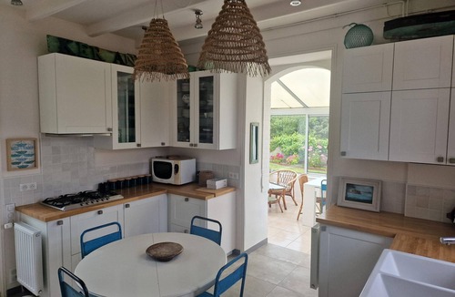 Plougasnou House | Holiday Home in Primel near Sandy Beach