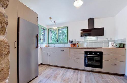 Ploudaniel House | Holiday Home La Longère by Interhome