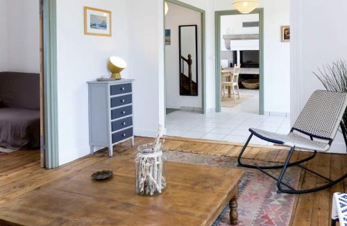Guimaec House | Holiday Home Le Guelliec - GMC203 by Interhome