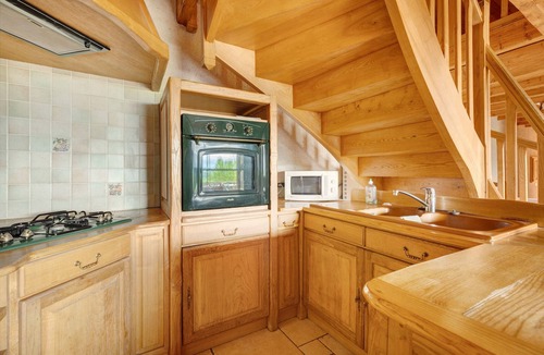 Rentieres House | Holiday Home 'Le Panorama' with Mountain View, Shared Terrace and Wi-Fi