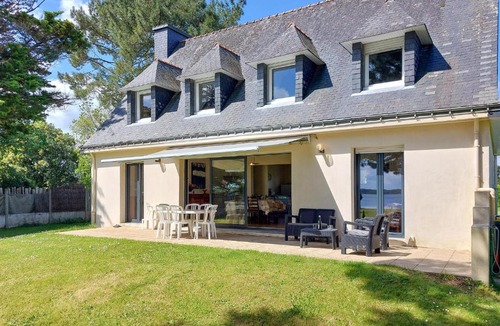 Locoal-Mendon House | Holiday Home Listrec