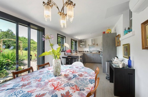 Paimpol House | Holiday Home “Penn Ar Bed” with Sea View, Wi-Fi and Air Conditioning