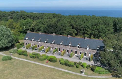Pleherel-Plage-Vieux-Bourg House | Holiday Home T3-Résidence La Carquois by Interhome
