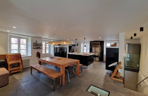 Lavaudieu House | Holiday Home “Villa Lavaudieu” with Private Pool, Terrace, and Wi-Fi