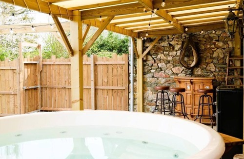 Martinvast House | Holiday home with SPA