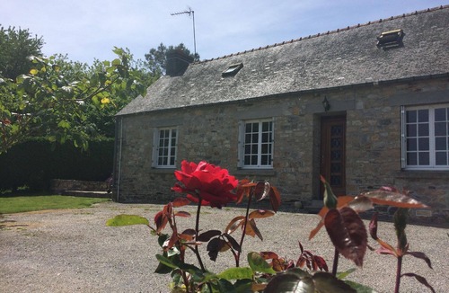 Mur-de-Bretagne House | Holiday house Mûr de Bretagne for 1 - 8 persons with 3 bedrooms - Holiday house