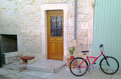 Pouilly-sur-Loire Apartment | Holidays in Pouilly/Loire overlooking the Loire and the vineyards classified 2 stars