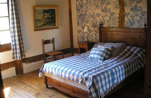Leon House | HOLLEBARDE