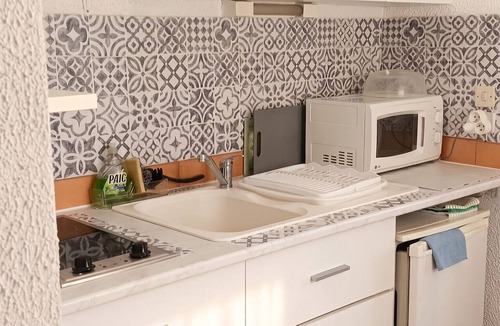 Amelie-les-Bains-Palalda Apartment | Homerez - Cozy Studio in Amélie-les-Bains