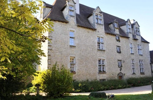 Saint-Genes-du-Retz Apartment | Homerez - Amazing appartement for 4 ppl. with terrace at Saint-Gènes-du-Retz