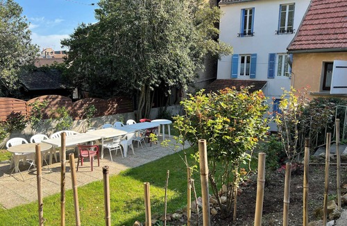 Neris-les-Bains Apartment | Homerez - Apartment in Néris-les-Bains