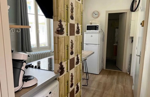 Neris-les-Bains Apartment | Homerez - Apt. in Néris-les-Bains