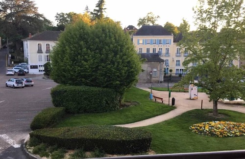 Neris-les-Bains Apartment | Homerez - Apt. in Néris-les-Bains