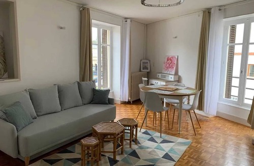 Neris-les-Bains Apartment | Homerez - Apt. in Néris-les-Bains