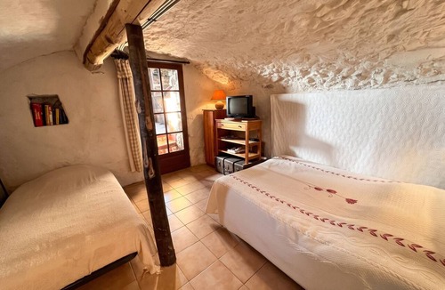 Ardailles Apartment | Homerez - Apt in Valleraugue