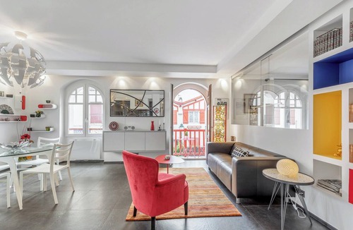 Saint-Jean-de-Luz Apartment | Homerez - Apt. Saint-Jean-de-Luz