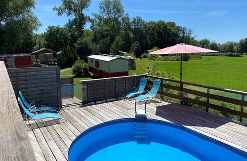 Saint-Pardoux House | Homerez - Bungalow in Saint-Pardoux