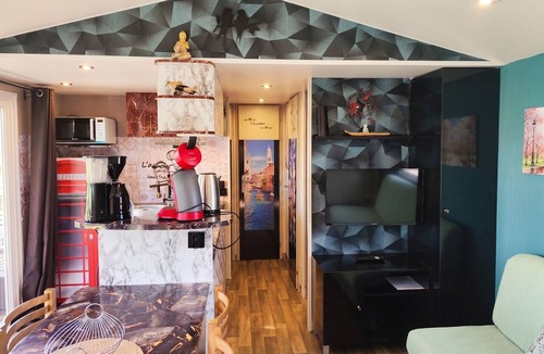 La Haye House | Homerez - Bungalow near The Hague