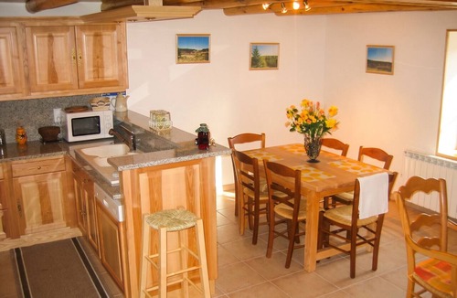 Le Malzieu-Forain House | Homerez - Charming House in Le Malzieu, garden, view