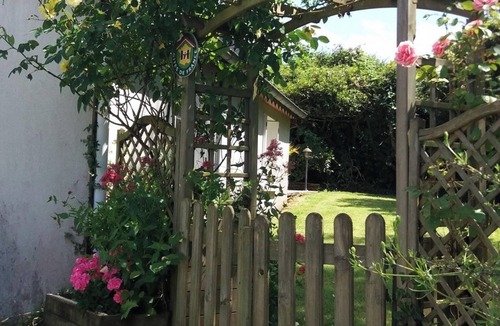 Laz House | Homerez - Charming House with Garden in Laz