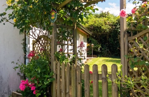 Laz House | Homerez - Charming House with Garden in Laz
