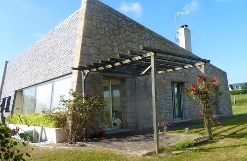 Hillion House | Homerez - Great house 4 km from the beach for 8 pers. with garden in Hillion