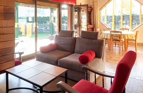 Vielle-Saint-Girons House | Homerez - House in Vielle-Saint-Girons.