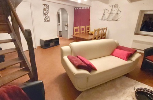 Saint-Pol-de-Leon House | Homerez - Nice house 5 km away from the beach for 8 ppl. at Saint-Pol-de-Léon