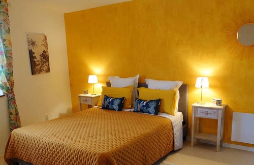 Duravel Apartment | Homerez - Nice studio for 2 ppl. with shared pool, garden and terrace at Duravel