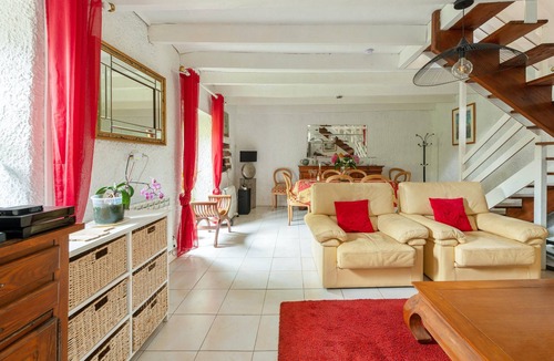 Guimaec House | Homerez - Rustic House in Guimaëc with Garden and View