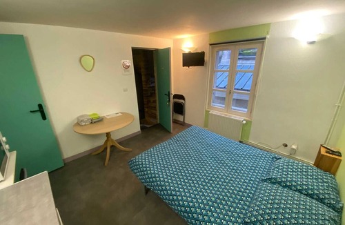 Cherbourg-en-Cotentin Apartment | Homerez - Studio in Cherbourg