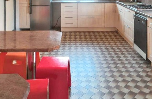 Briare Villa | Homerez - Spacious Villa in Briare with Private Pool and Activities