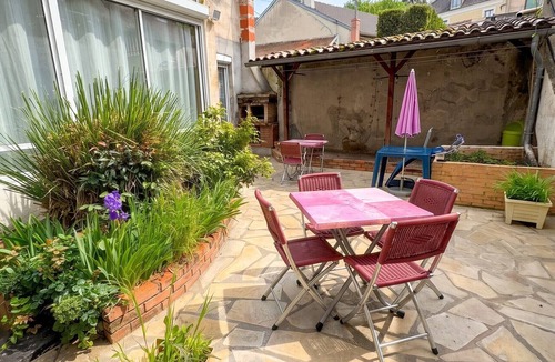 Neris-les-Bains Apartment | Homerez - Studio in Néris-les-Bains
