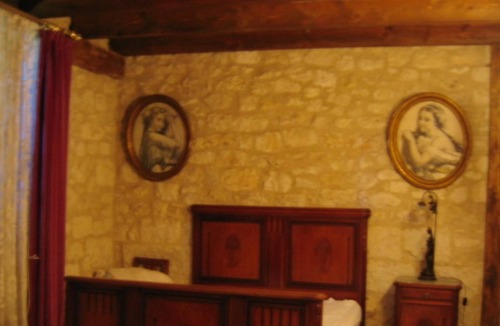 Flaugnac Villa | Homerez - Villa for 17 ppl. with swimming-pool and garden at Saint Paul Flaugnac