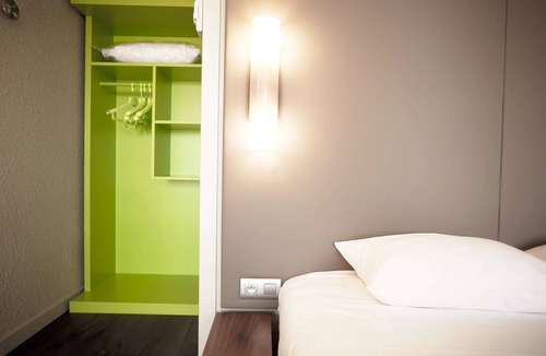 Saint-Doulchard Hotel | Hotel Campanile Bourges Nord- Saint Doulchard