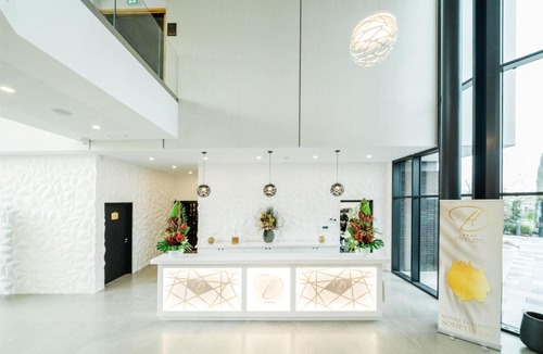 Chanteloup-en-Brie Hotel | Hotel Dali Val d'Europe, Tapestry Collection by Hilton