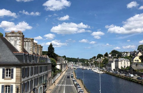 Morlaix Apartment | hotel de Croix
