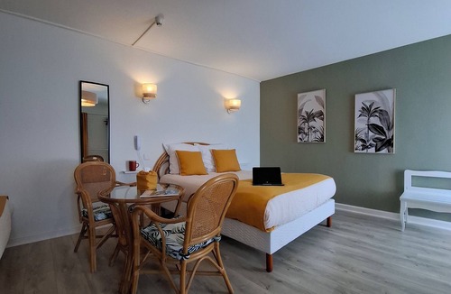 Pleneuf-Val-Andre Hotel | Hotel de France