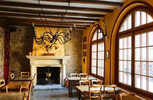 Longpont Hotel | HOTEL DE L'ABBAYE DE LONGPONT