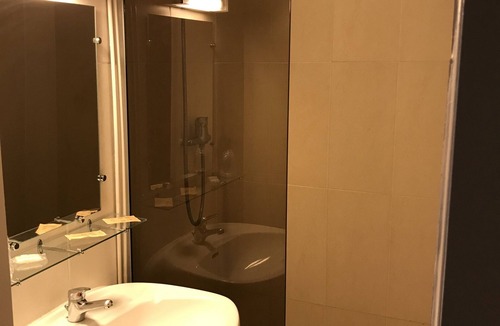 Chateauroux Hotel | Hotel de la Gare – urban by balladins
