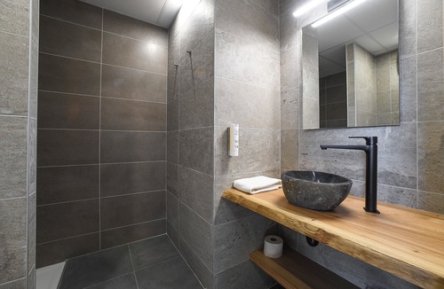 Belmont-Tramonet Hotel | Hotel Le Belmont - Brasserie Du Guiers