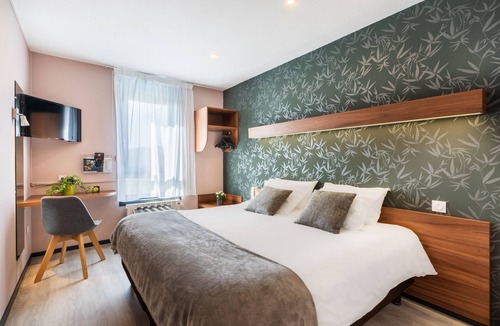 Sainte-Mere-Eglise Hotel | Hotel Le Sainte Mere