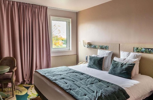 Le Coudray-Montceaux Hotel | Hotel Mercure Parc du Coudray - Barbizon