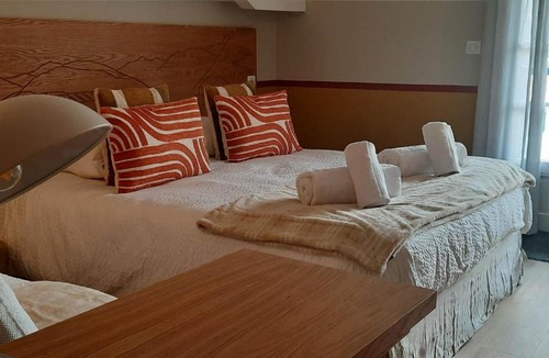 Saint-Pee-sur-Nivelle Hotel | Hotel Trinquet