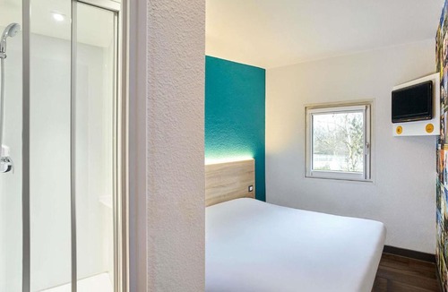Gonfreville-l'Orcher Hotel | HOTELF1 Le Havre Est - Gonfreville