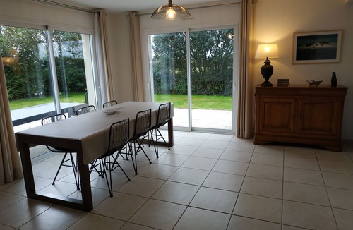 St-Georges-de-la-Riviere House | House with south terrace 2 km from the sea - St Georges-de-la-Rivière beach.
