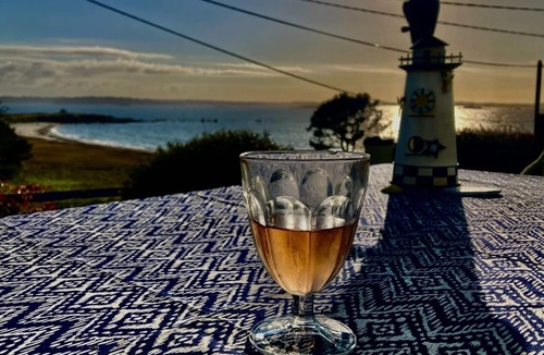 Plougasnou House | house 150 m from the sea and the GR34 coastal path in plougasnou