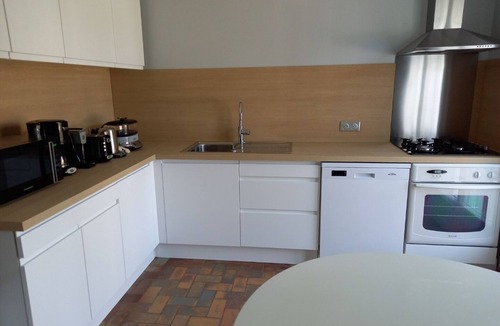 Etel House | House 150m2, quiet, south-facing, 4 bedrooms, sleeps 8 (20 rue Penester)